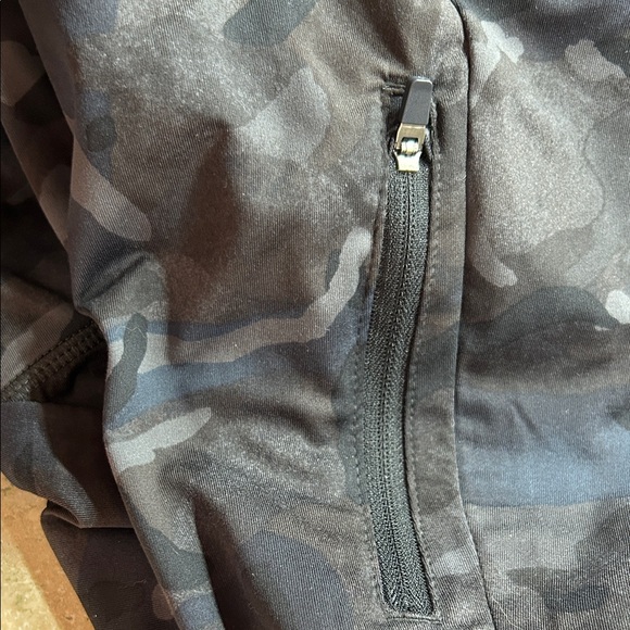 All in Motion Women's Black Camouflage Joggers - Picture 5 of 5